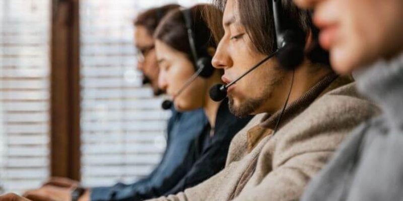 Dịch vụ hỗ trợ khách hàng chuyên nghiệp tại B52 Club